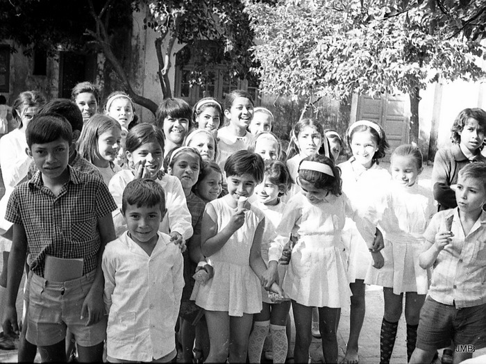 AÑO 1971 - BLANCO Y NEGRO - VIDA CAMPESINA EN PARAGUAY (JOSÉ MARÍA BLANCH)
